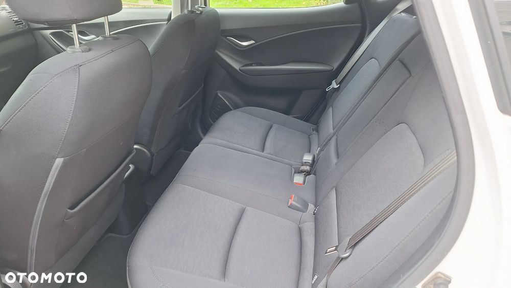Hyundai ix20 1.4 blue Style - 14