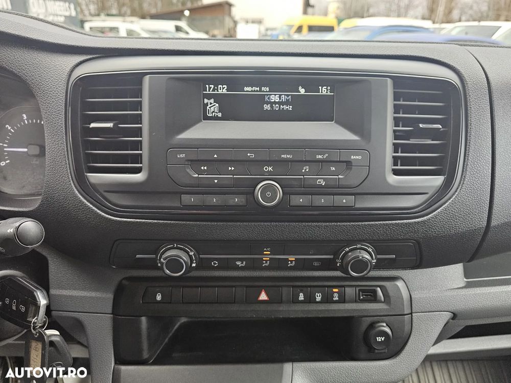 Toyota Proace 1.5 D-4D 120CP 8+1 L2H1 Base+ - 20