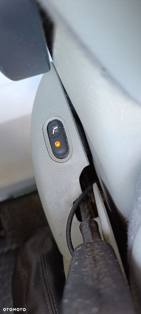 Opel Vivaro - 11