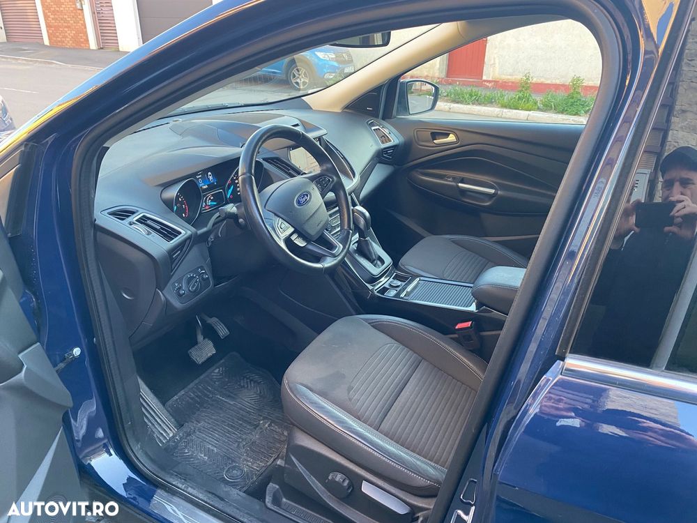 Ford Kuga 1.5 EcoBoost 4WD Aut. Trend - 11