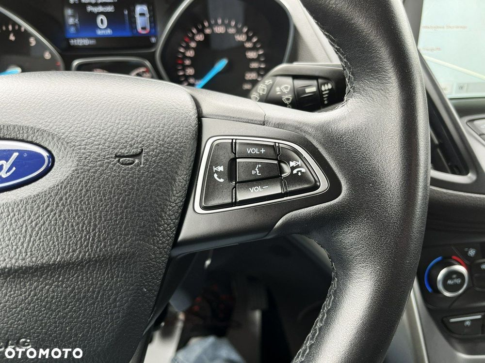 Ford Kuga 1.5 EcoBoost 2x4 Trend - 18