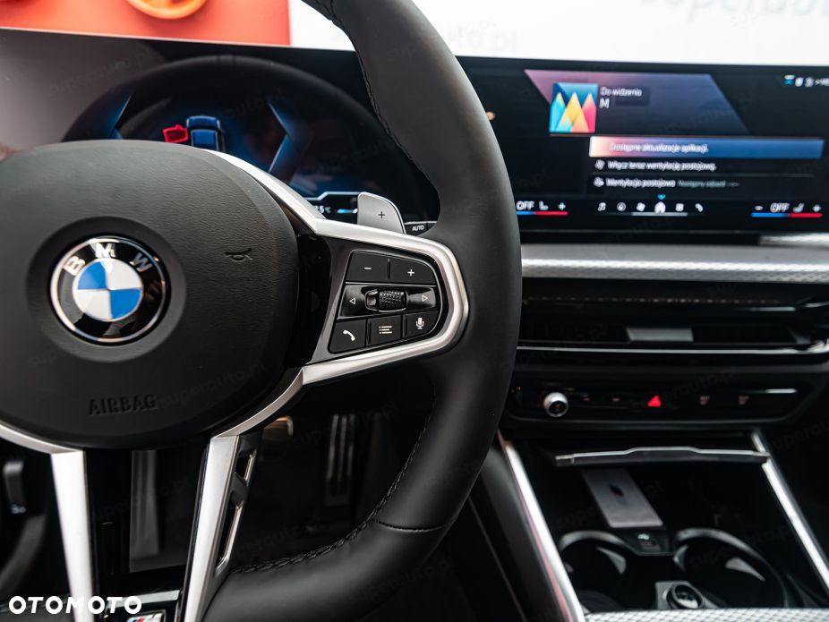 BMW Seria 3 330i xDrive M Sport - 9