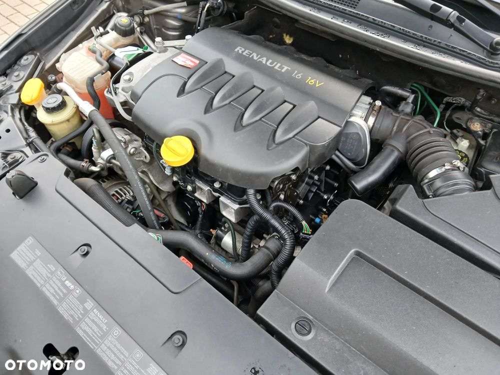 Renault Laguna 1.6 16V 110 Expression - 22