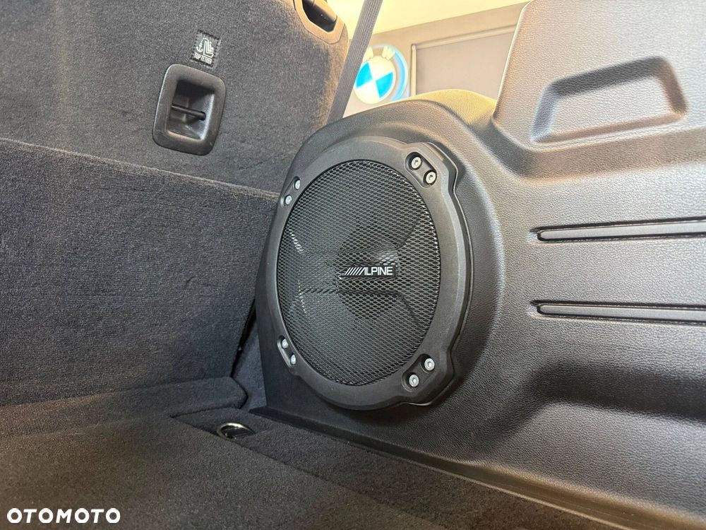 Jeep Wrangler - 8