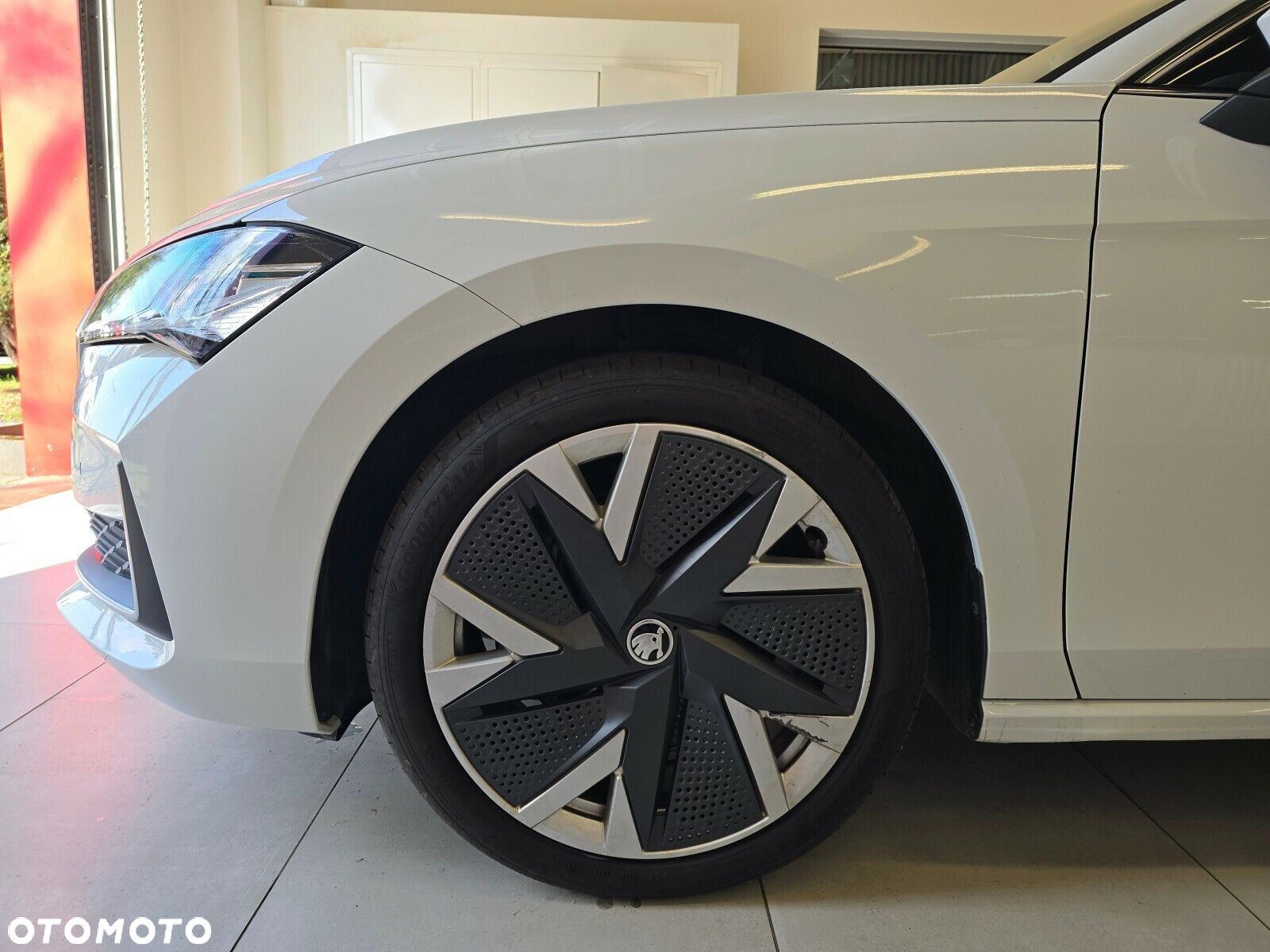 Skoda Superb 2.0 TDI SCR 4x4 Selection DSG - 2