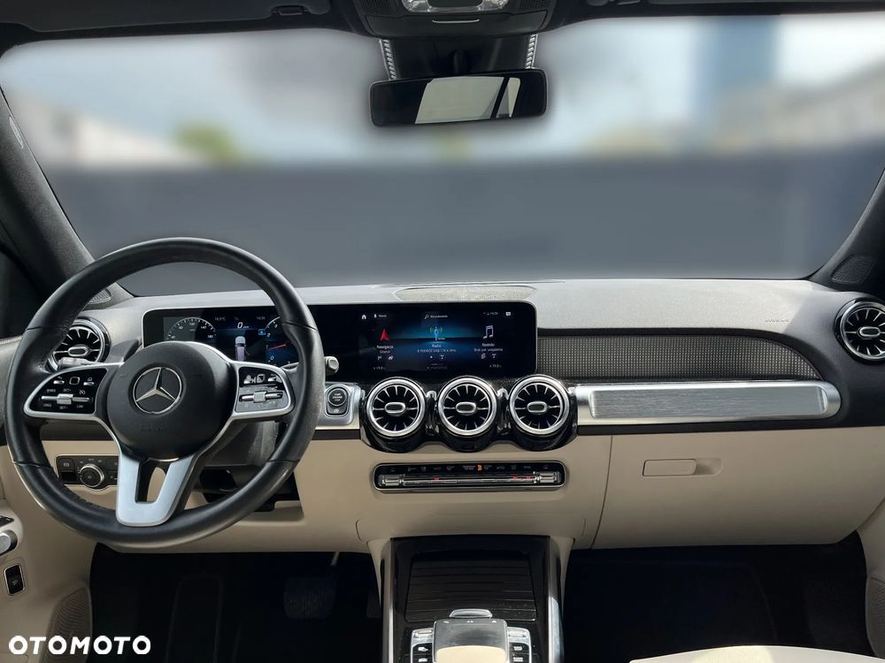 Mercedes-Benz GLB 200 7G-DCT Progressive - 15