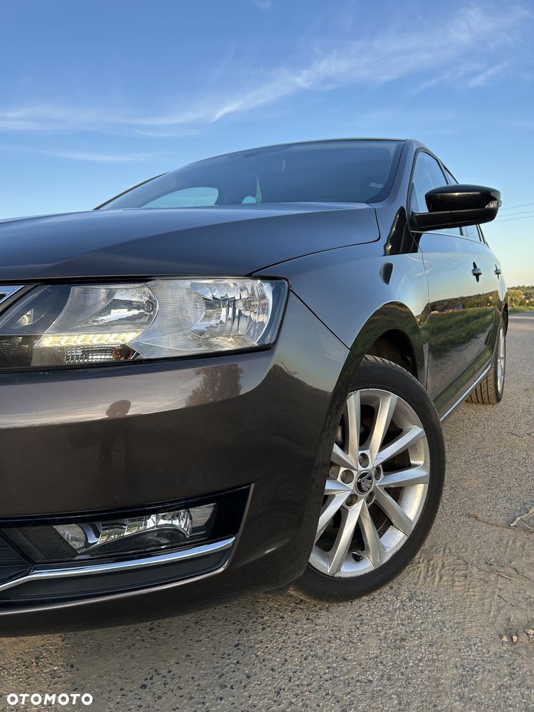 Skoda RAPID 1.0 TSI Style - 33