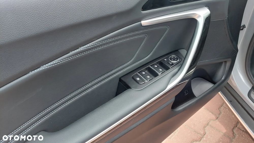 Kia XCeed 1.6 T-GDI Tribute DCT - 11