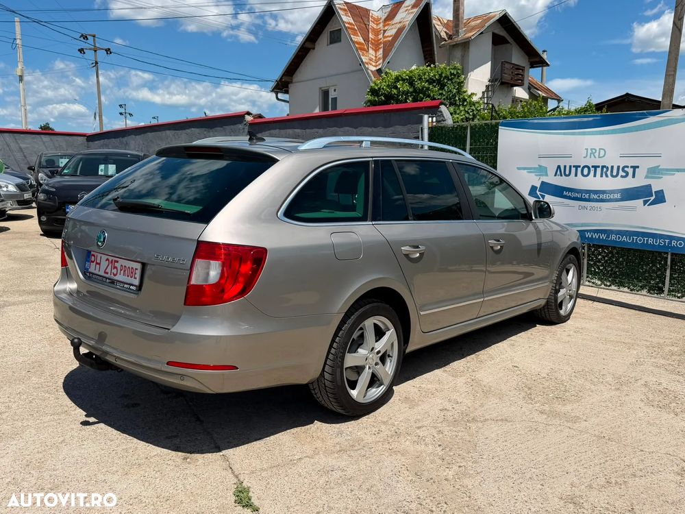 Skoda Superb 2.0 TDI Elegance - 21
