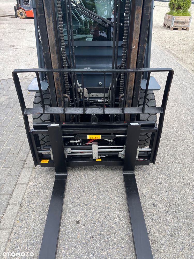 Toyota 8FDF25 diesel przesuw pozycjoner KABINA 2022r 85500netto 2022' bez DPF! - 3