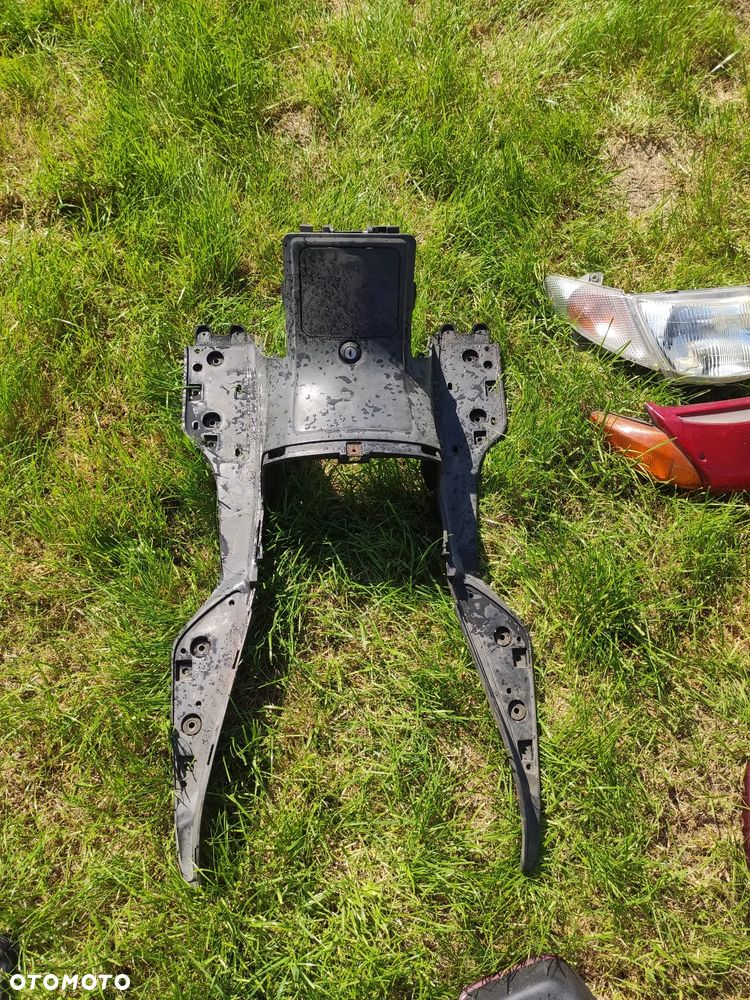 Suzuki Burgman AN 400 K1 98- Czasza Lampa Lusterko Fotel Owiewka Koło Bak Bordowy Inne - 5