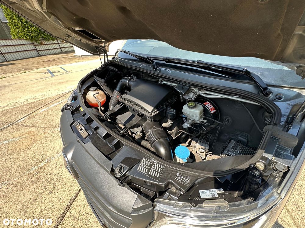 Mercedes-Benz Sprinter - 16