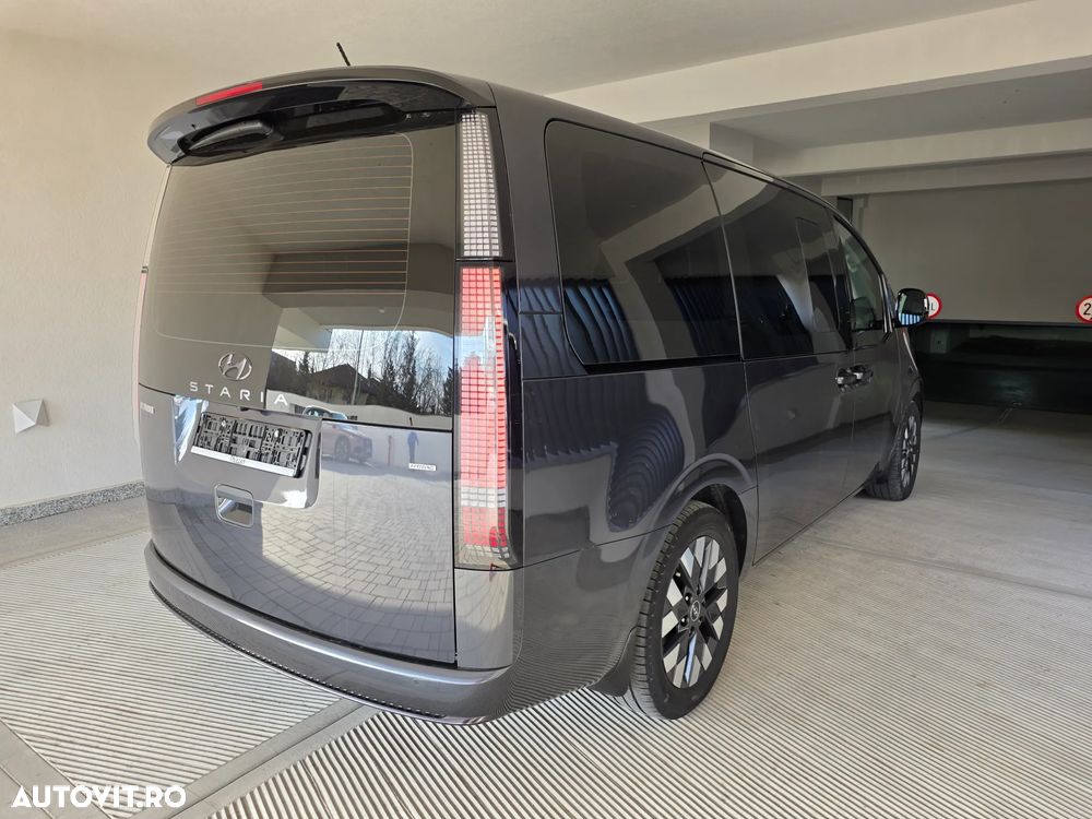Hyundai Staria 2.2 CRDi Allrad Signature - 22