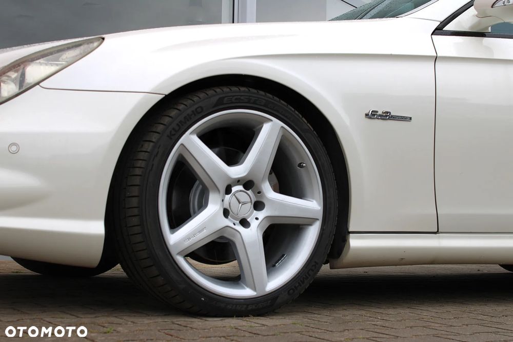 Mercedes-Benz CLS 500 - 12