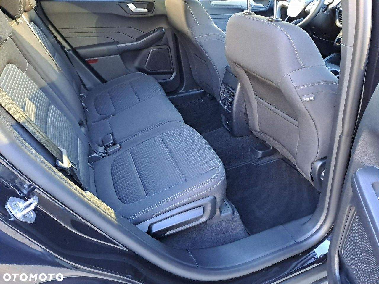 Ford Kuga - 12