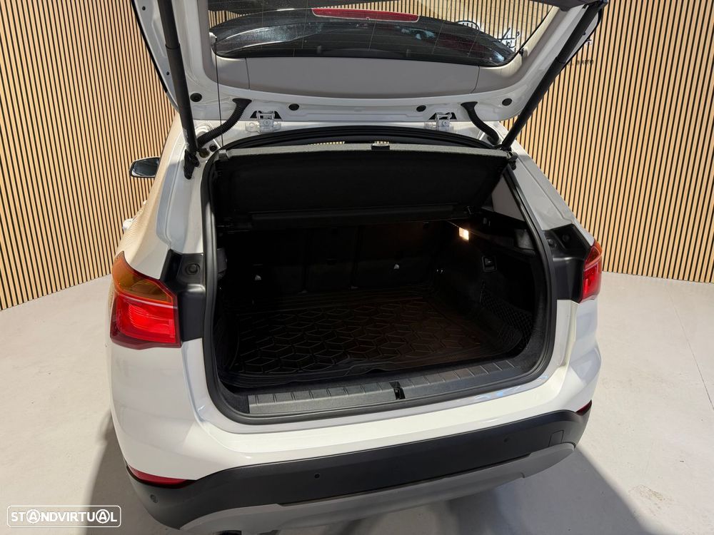 BMW X1 16 d sDrive Advantage - 41
