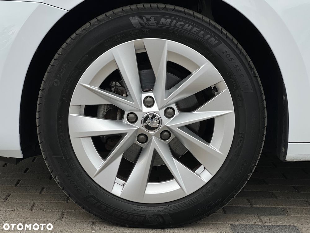 Skoda Octavia 2.0 TDI SCR Style DSG - 13