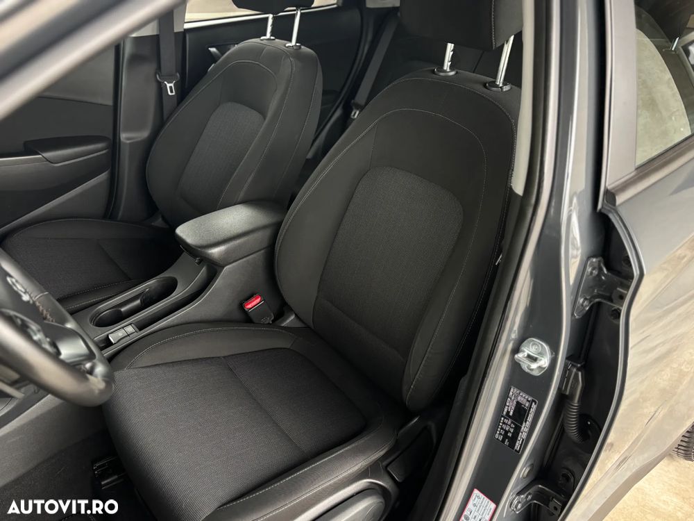 Hyundai KONA 1.6 GDI DCT Hybrid Advantage - 31