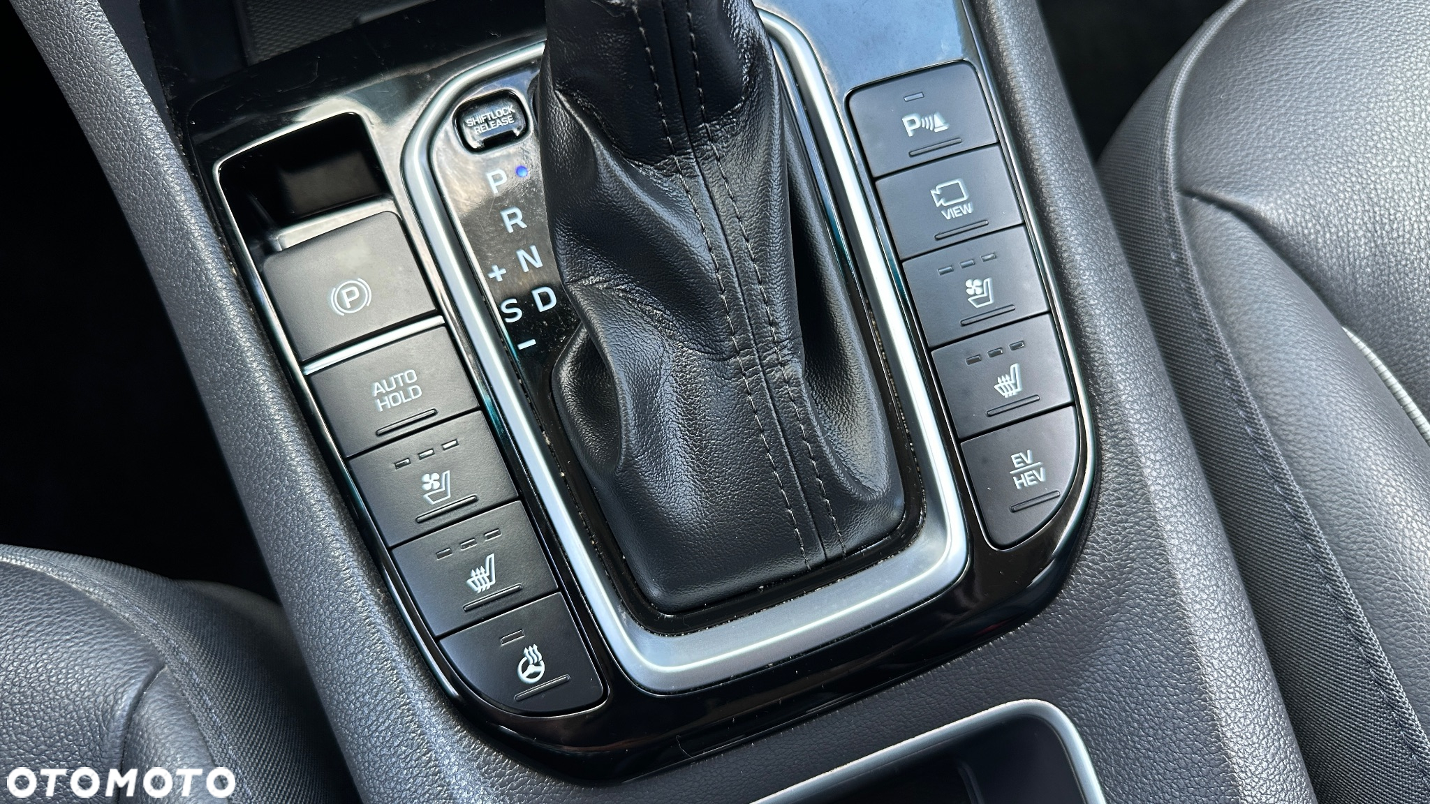 Hyundai IONIQ plug-in hybrid Platinum - 29