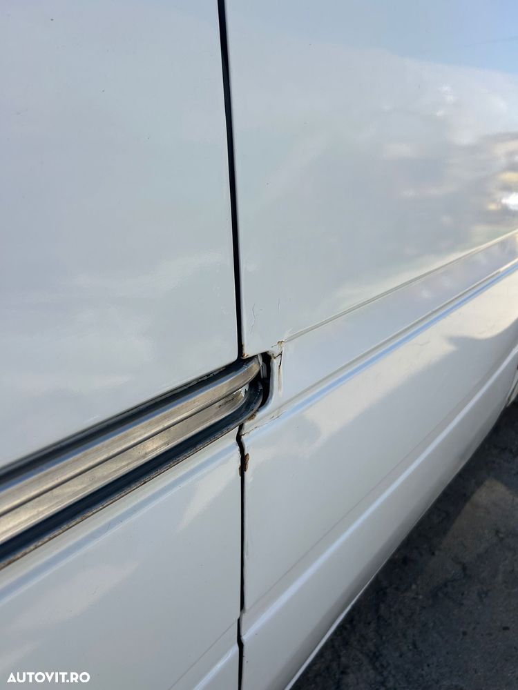 Mercedes-Benz Sprinter - 30