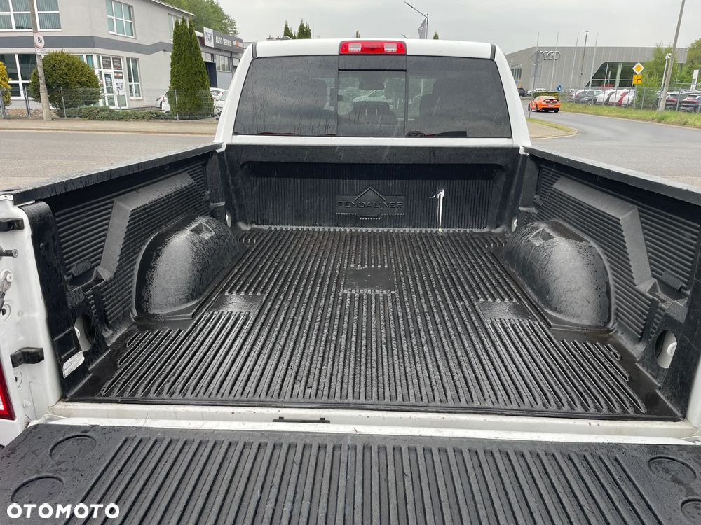Dodge RAM - 10