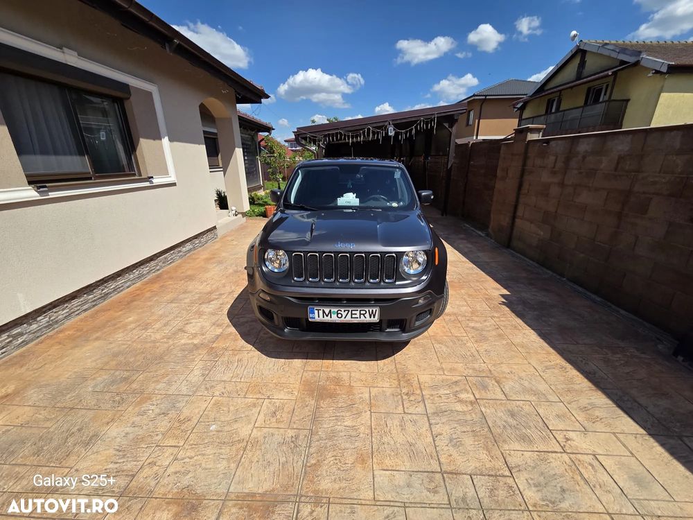 Jeep Renegade - 12