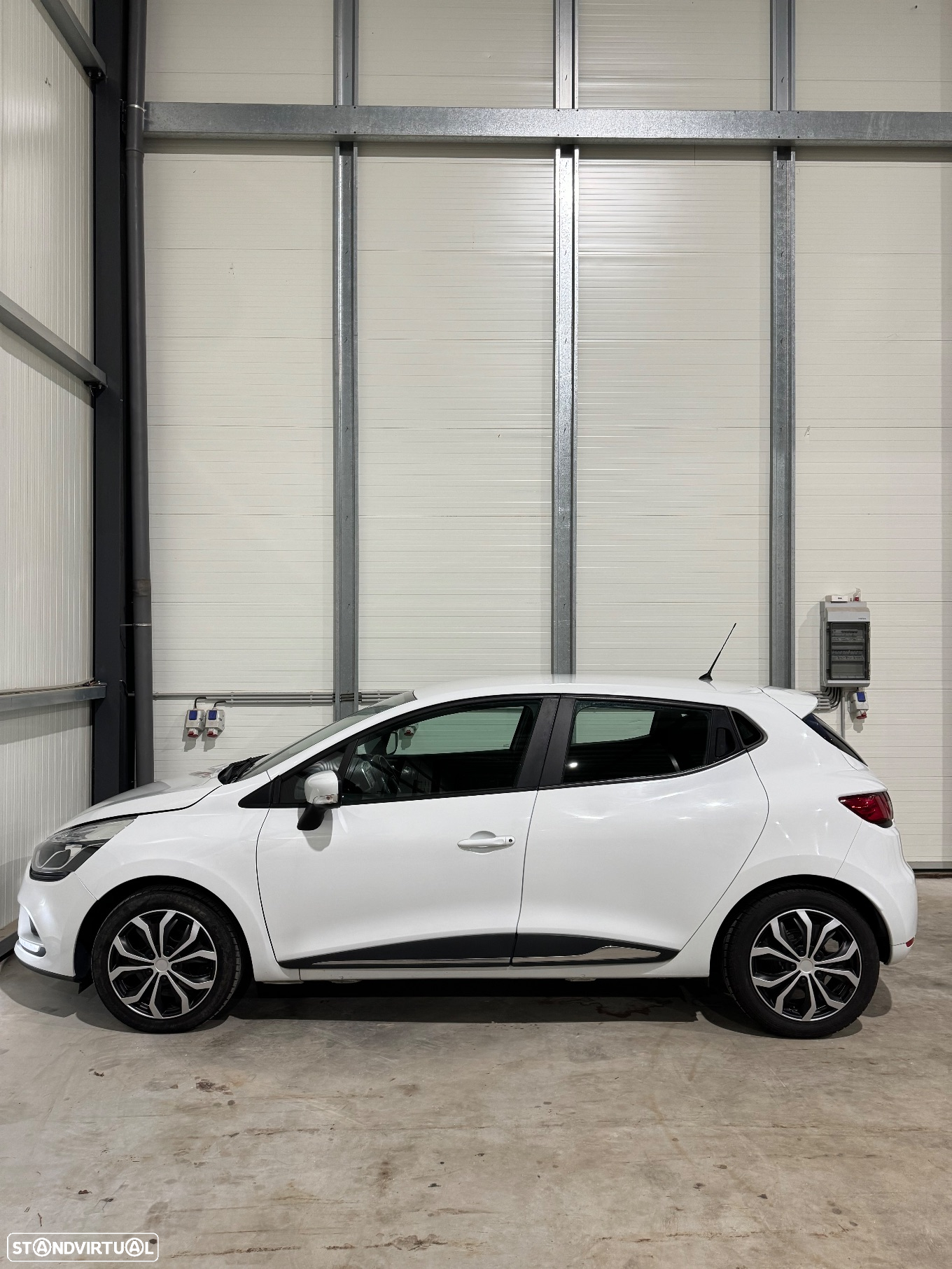 Renault Clio 1.5 dCi Confort - 9