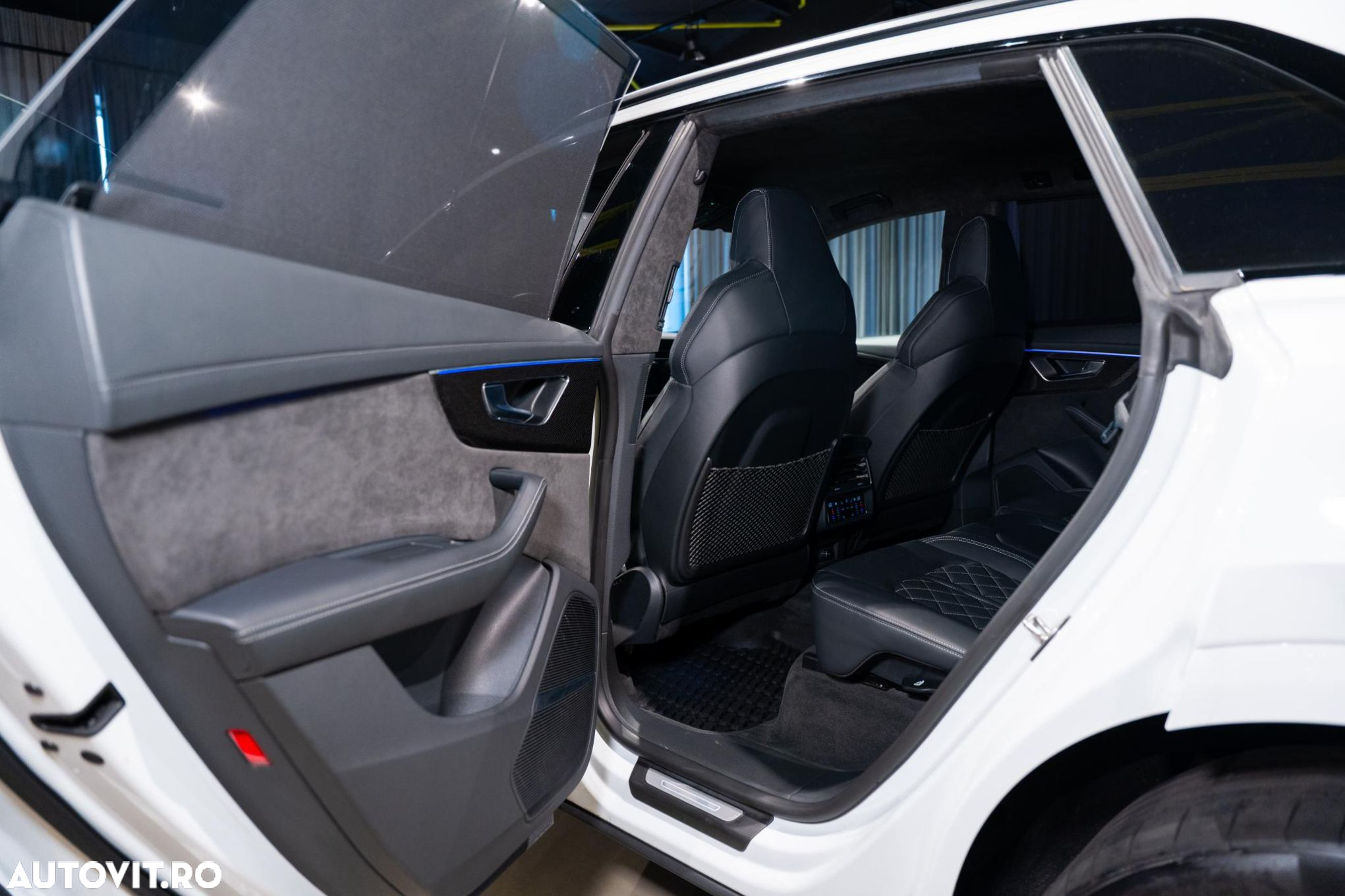 Audi SQ8 4.0 TDI Tiptronic - 23