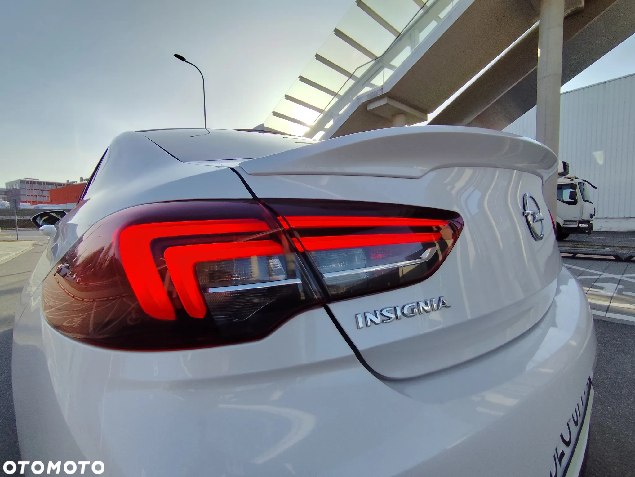 Opel Insignia 2.0 CDTI 4x4 GSi S&S - 2