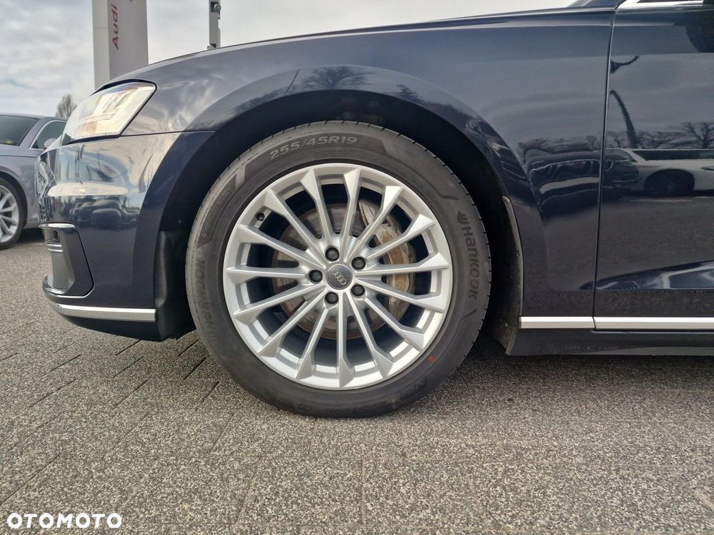 Audi A8 - 18