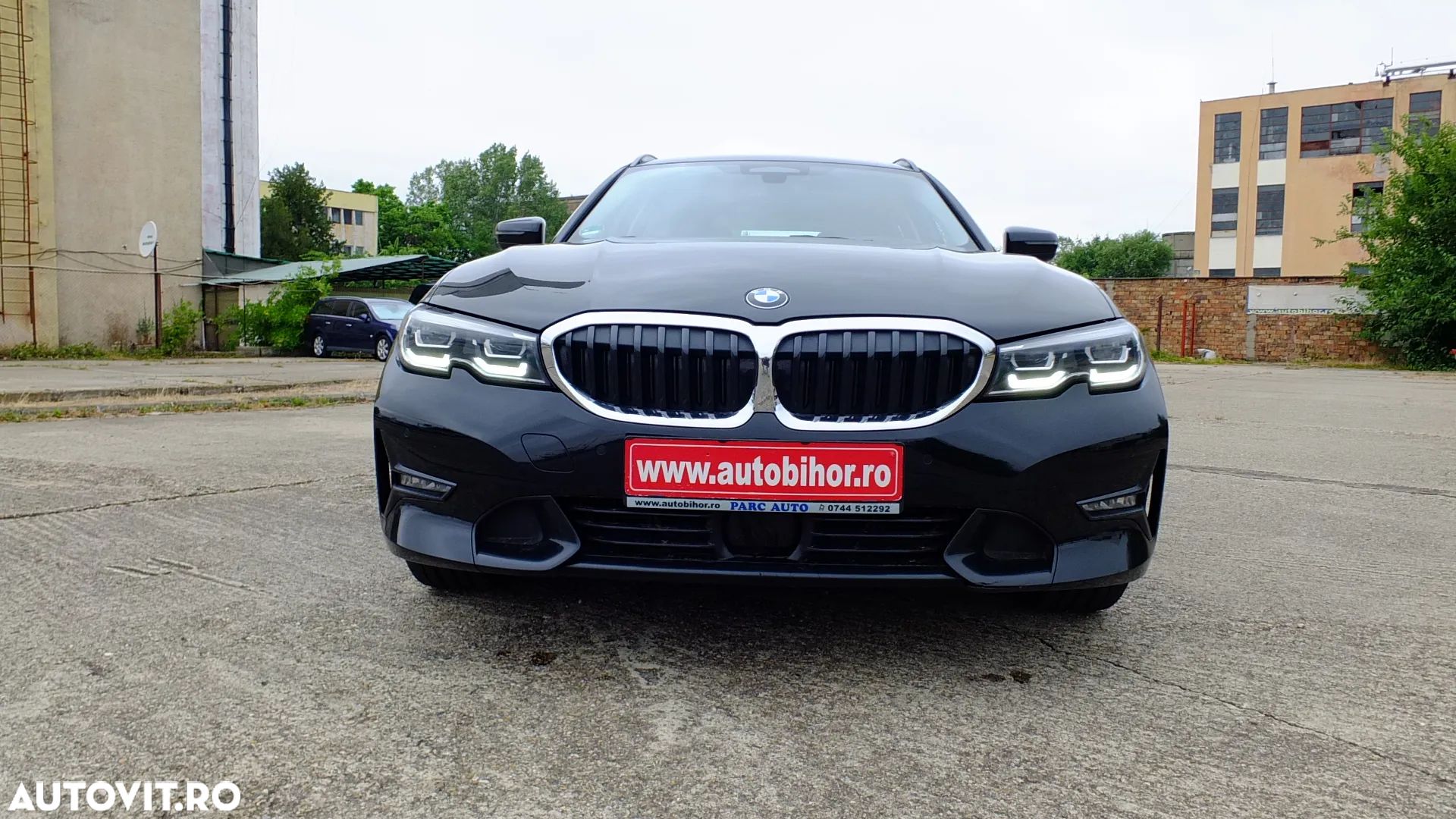 BMW Seria 3 320d Touring Aut. Sport Line - 1
