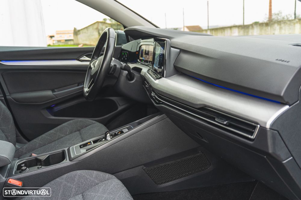 VW Golf 2.0 TDI SCR DSG Life - 22