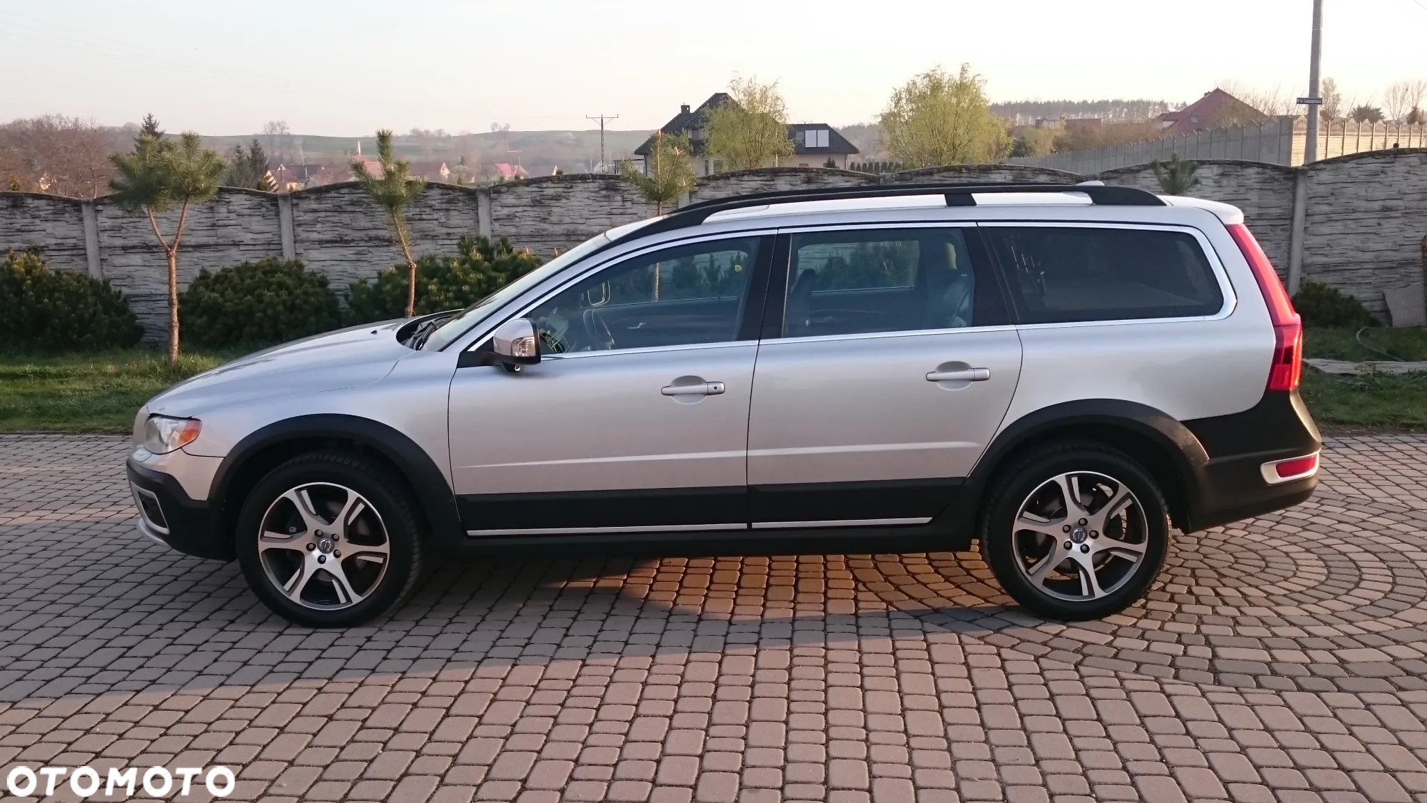 Volvo XC 70 D5 AWD Summum - 4