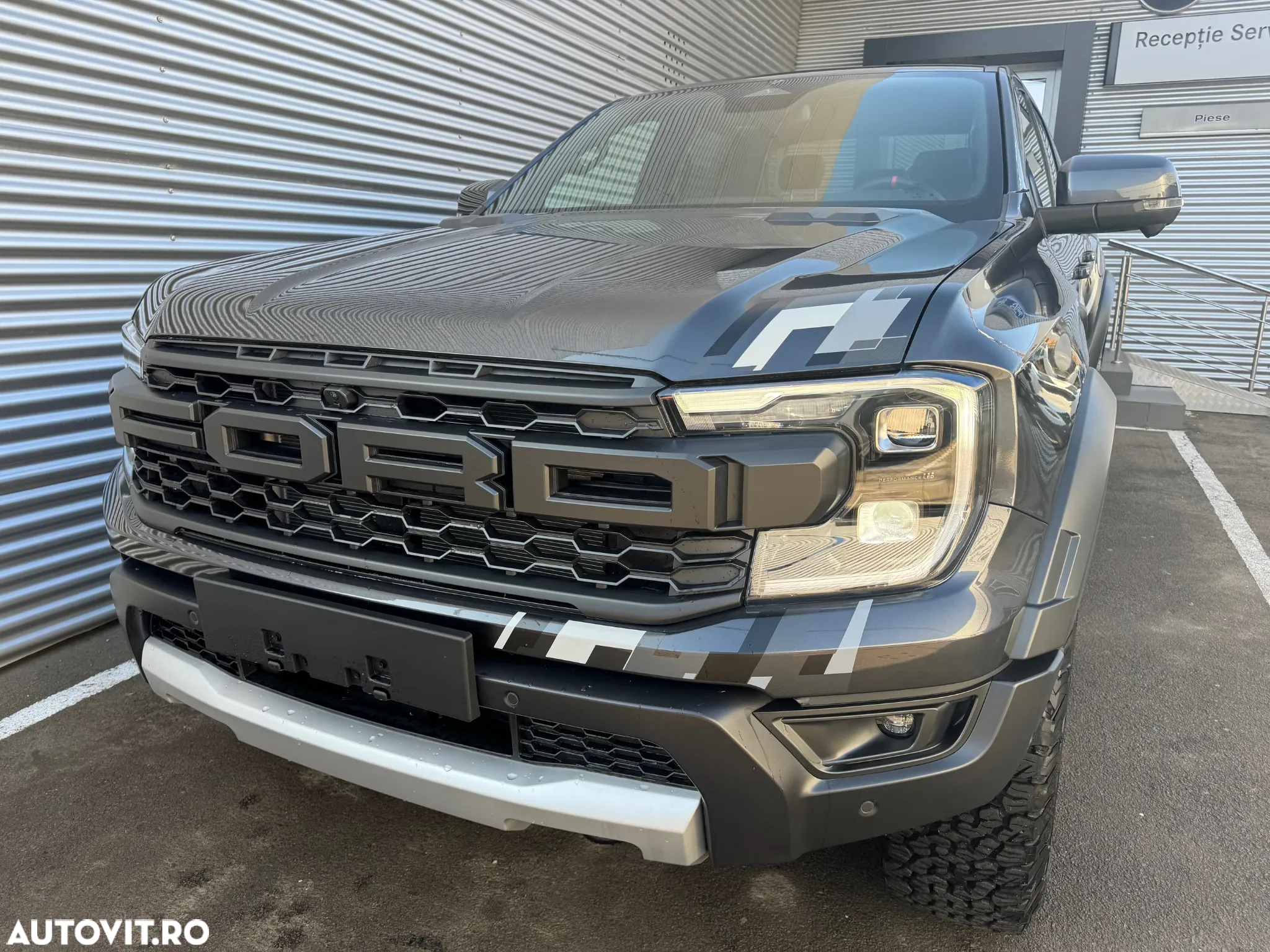 Ford Raptor - 7