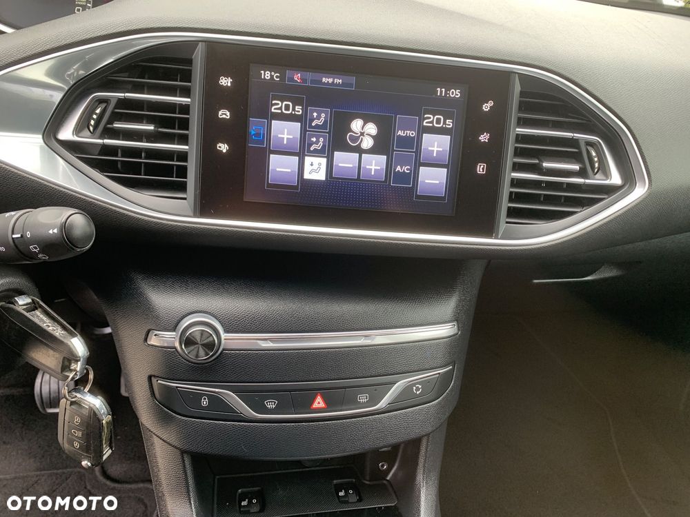 Peugeot 308 - 18