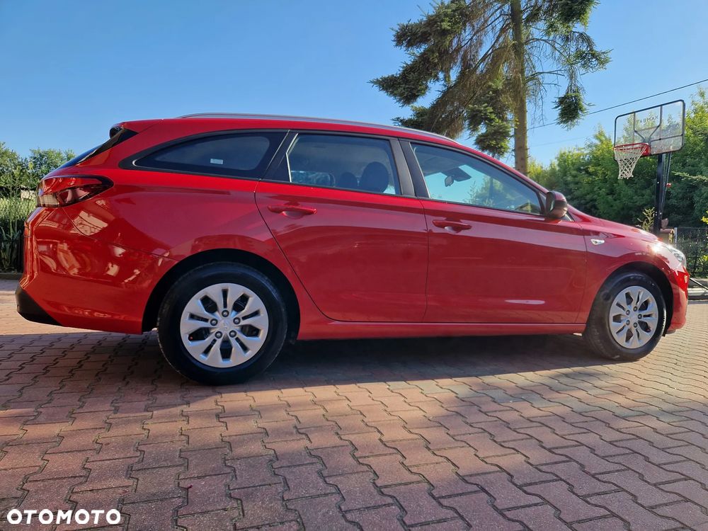 Hyundai i30 1.5 DPI Classic + - 9