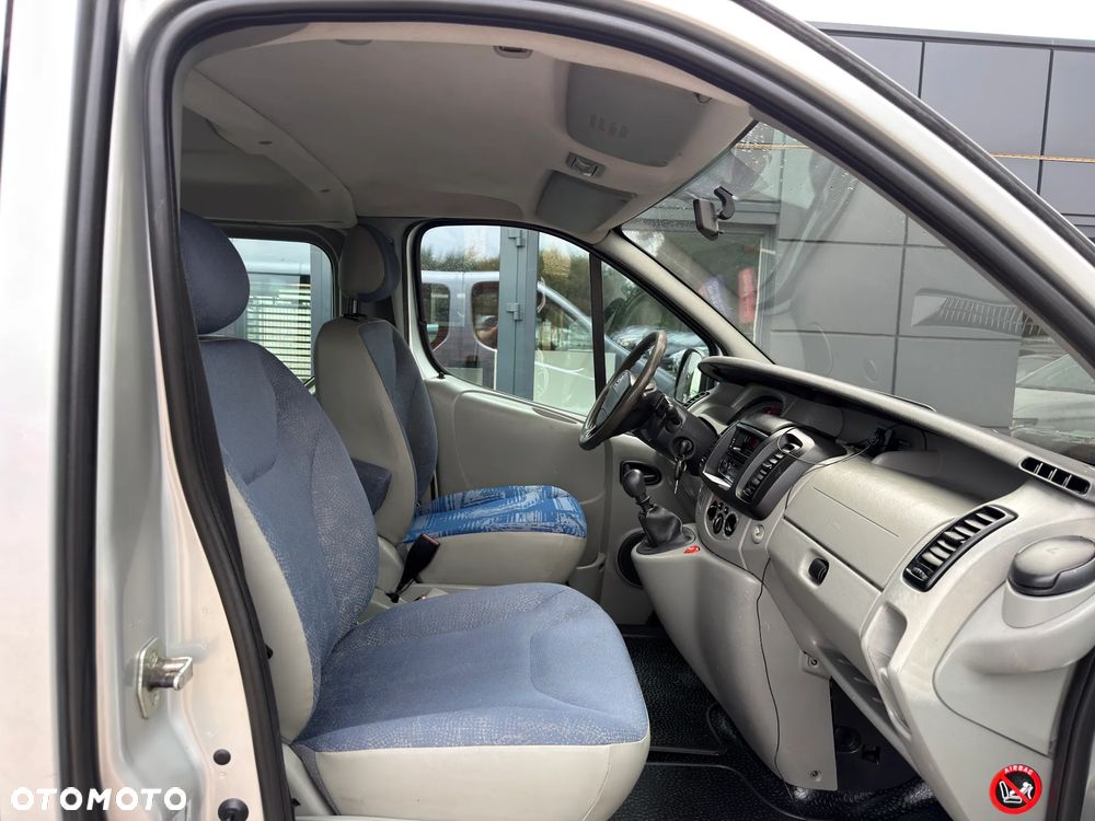 Renault Trafic 2.5 Diesel Brygadówka L2H1 Long Długi 5 Osobowy Klimatyzacja Gwarancja Kredyt - 31