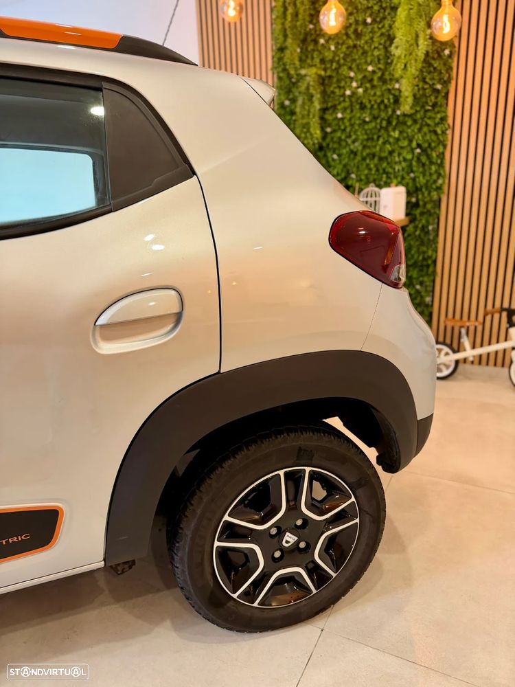 Dacia Spring Comfort Plus - 14