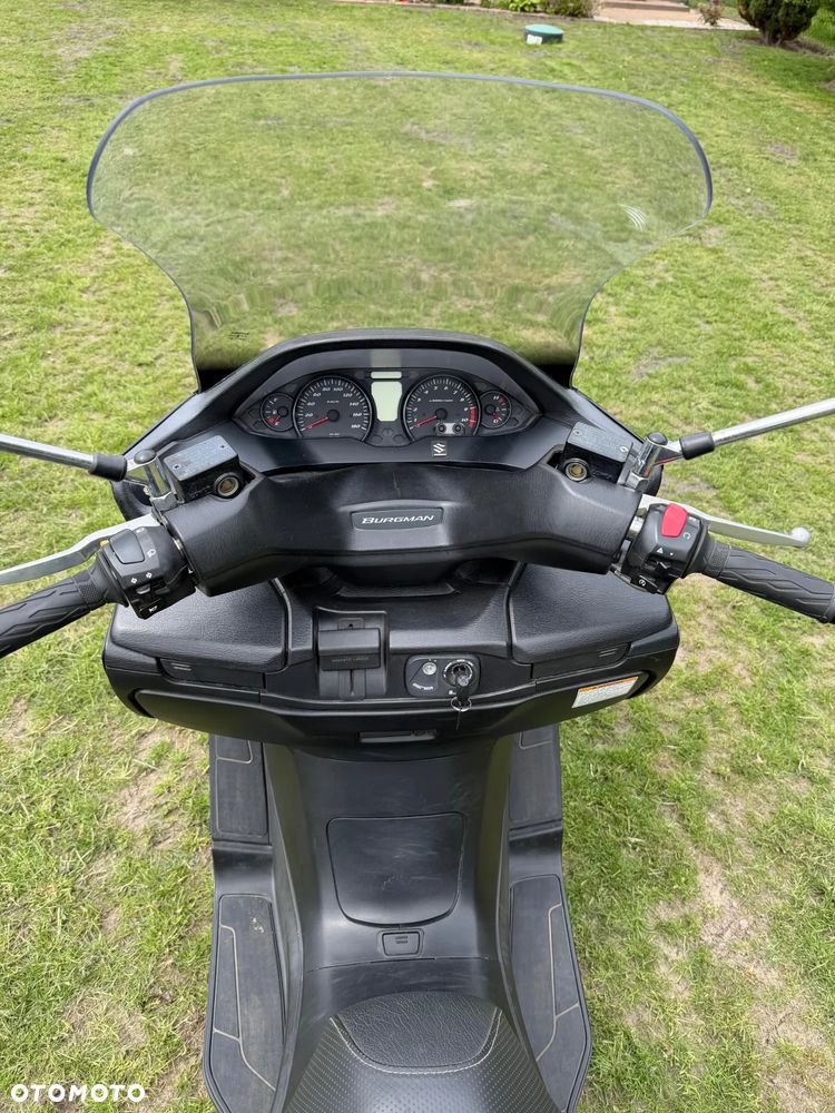 Suzuki Burgman - 7