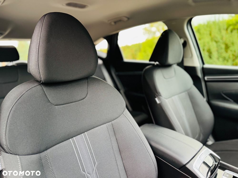 Hyundai Tucson 1.6 CRDi 48V-Hybrid 2WD DCT Select - 36