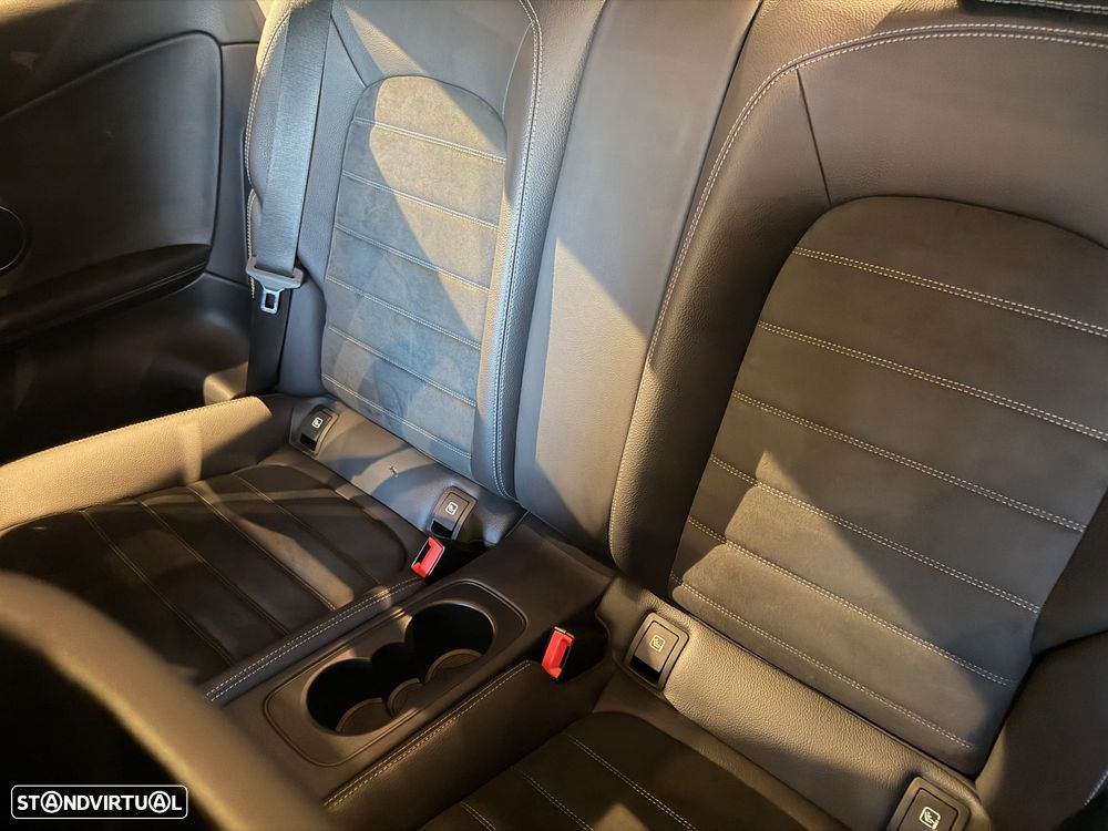 Mercedes-Benz C 250 d 4Matic 9G-TRONIC AMG Line - 24