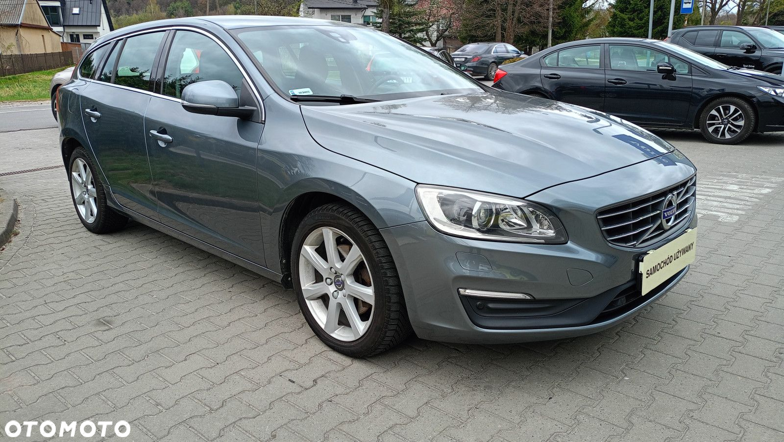 Volvo V60 D4 Drive-E Momentum - 4