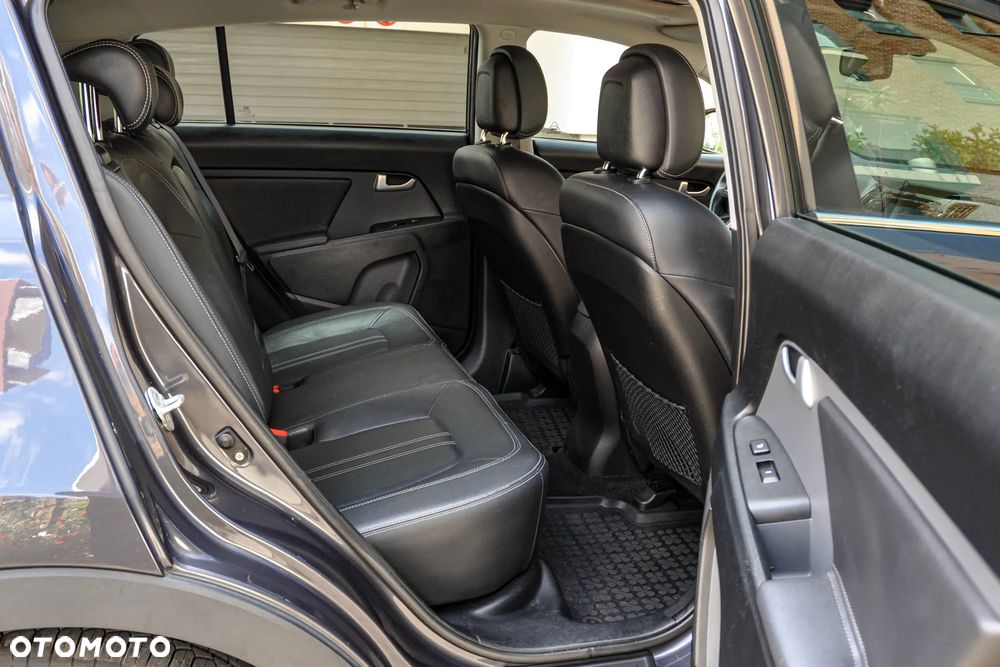 Kia Sportage - 12