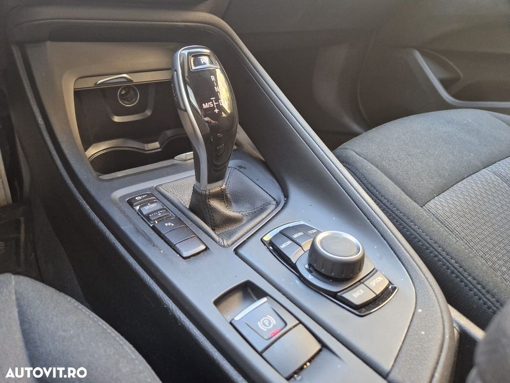 BMW X1 sDrive18d AT - 19