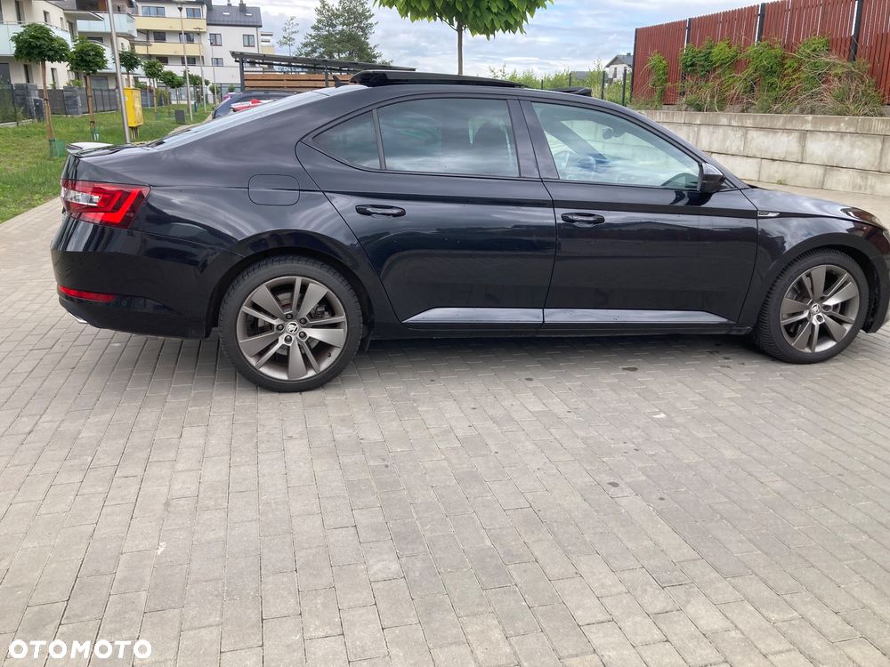 Skoda Superb 2.0 TSI 4x4 Sportline DSG - 7