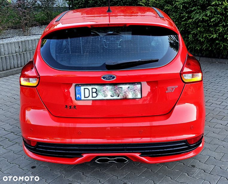 Ford Focus 2.0 TDCi ST - 12