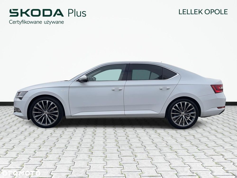 Skoda Superb 2.0 TDI L&K DSG - 8