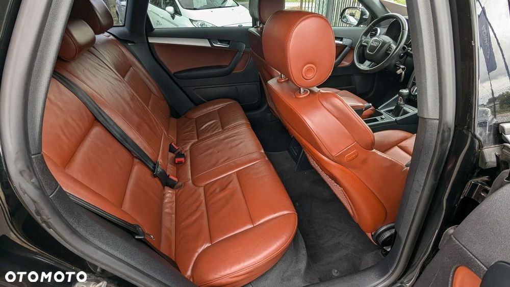 Audi A3 Sportback 1.4 TFSI S line Sportpaket - 13