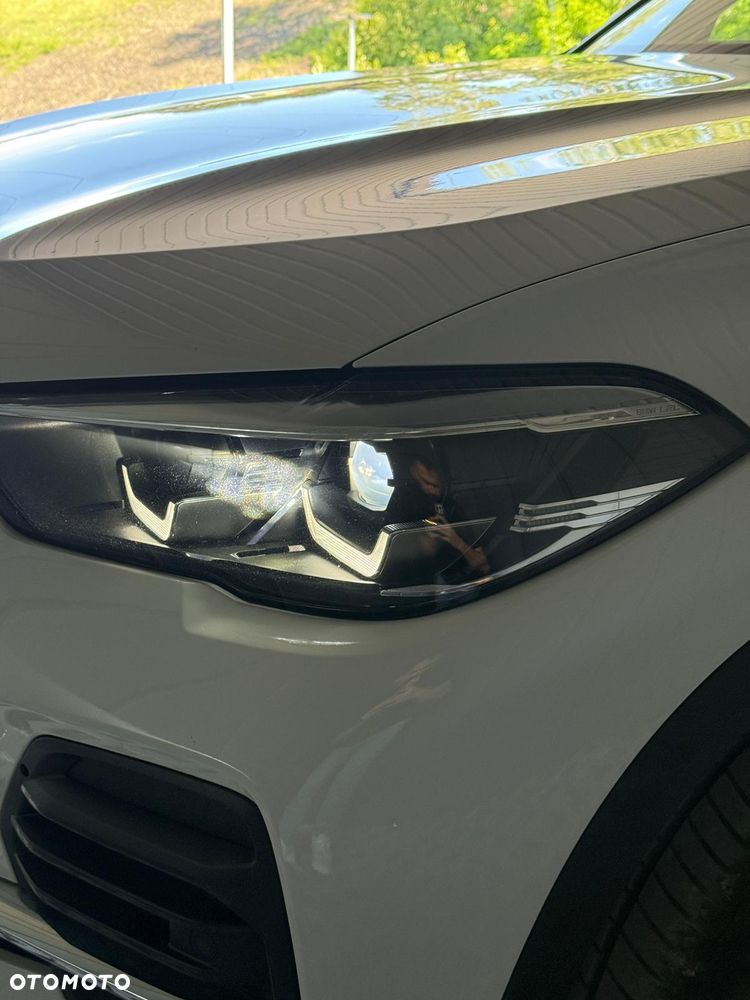 BMW X5 xDrive40i mHEV - 22