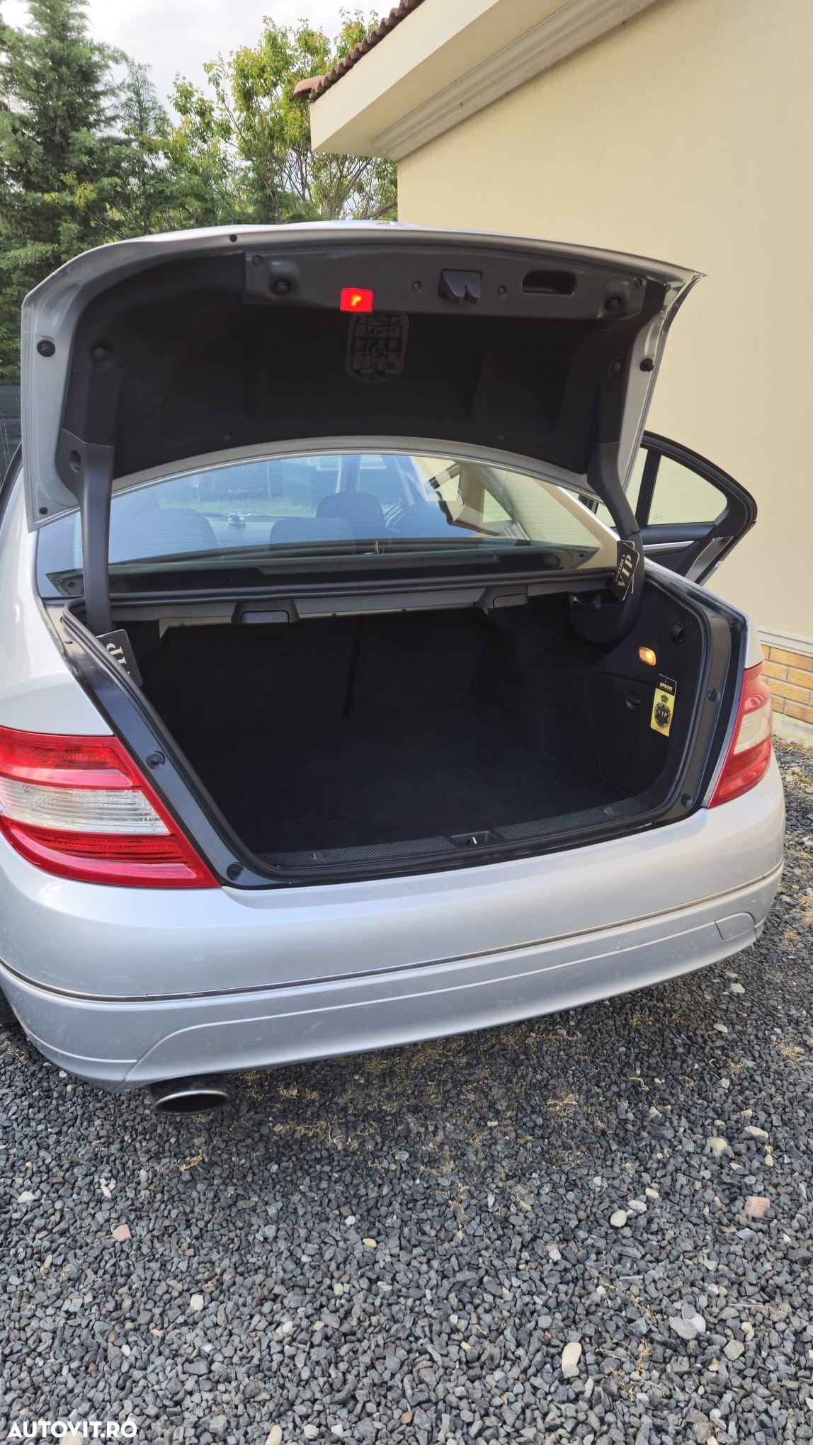 Mercedes-Benz C - 4